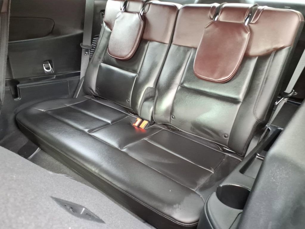 Certified 2023 Ford Explorer Platinum w/ Technology Package AWD/4WD image 12