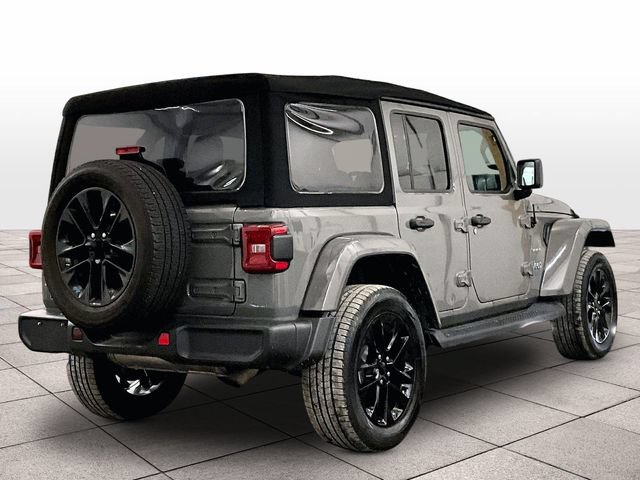 Used 2022 Jeep Wrangler Unlimited Sahara w/ Cold Weather Group AWD/4WD image 11