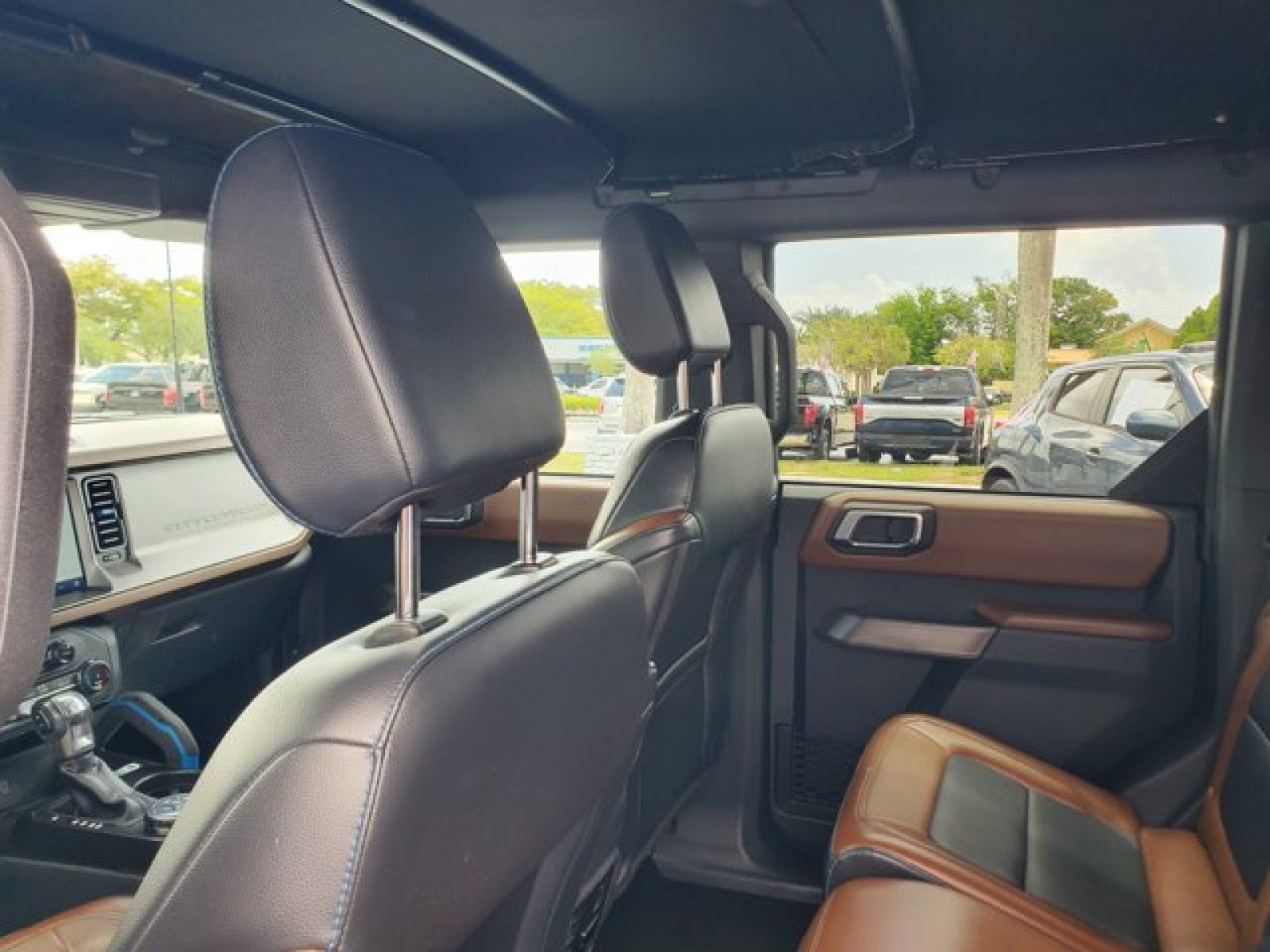 Certified 2022 Ford Bronco Outer Banks AWD/4WD image 27