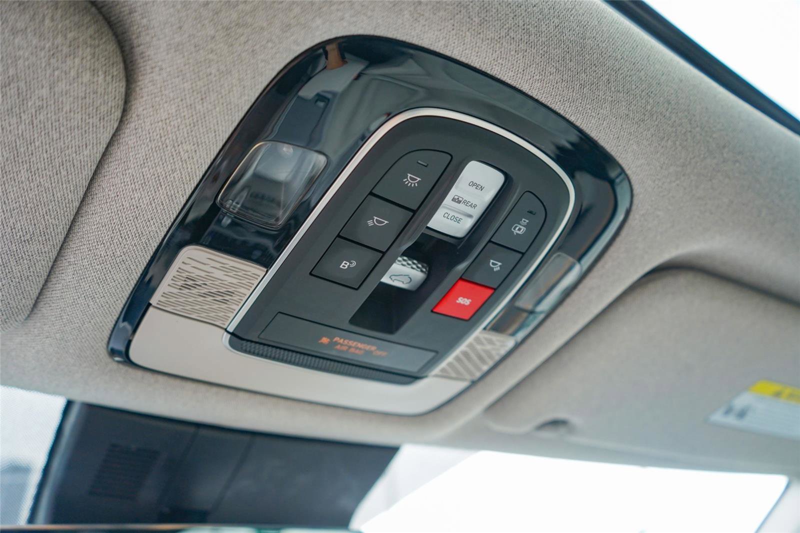 Used 2023 Hyundai Palisade Limited FWD image 19
