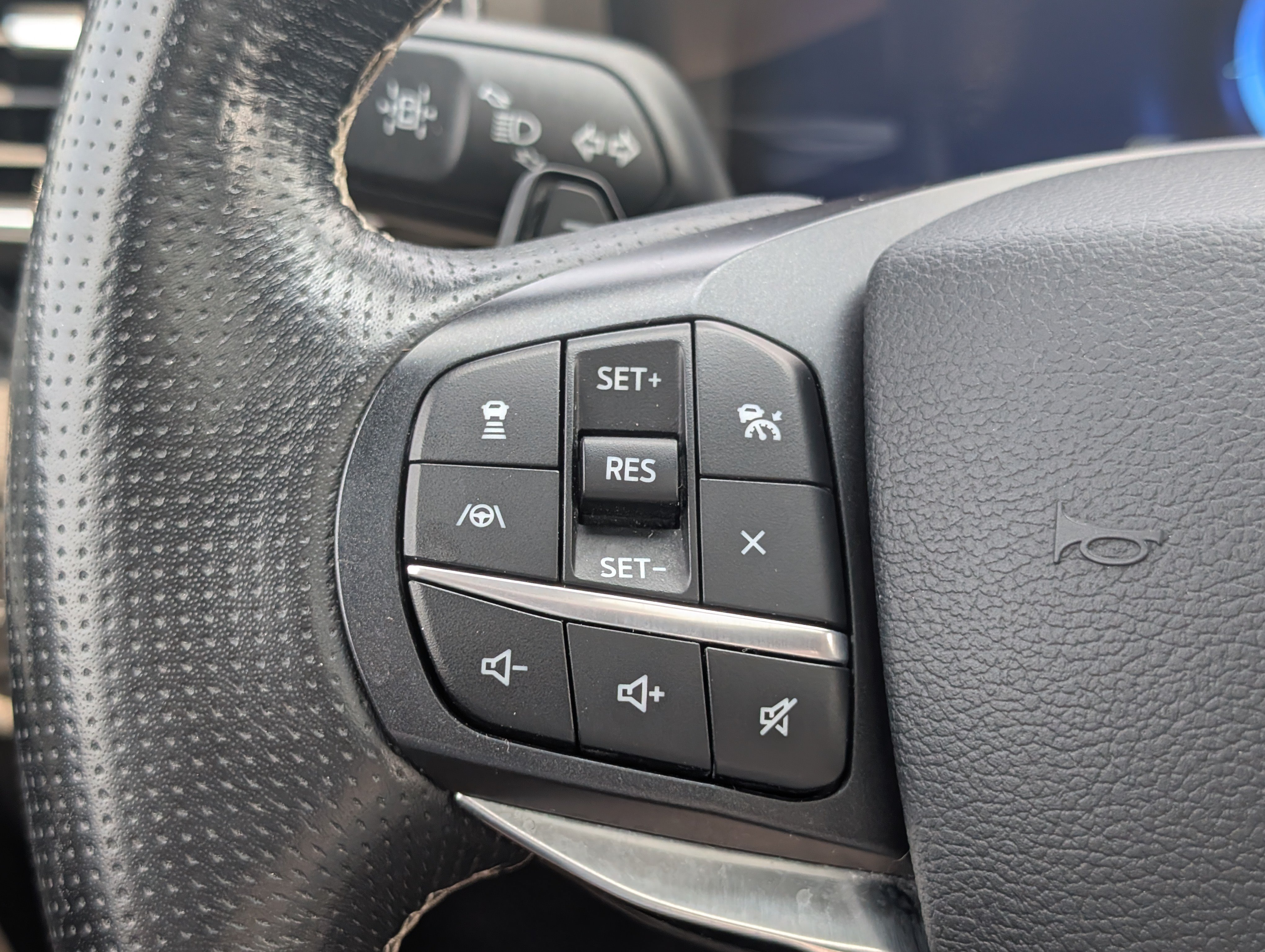 Certified 2020 Ford Explorer ST AWD/4WD image 30