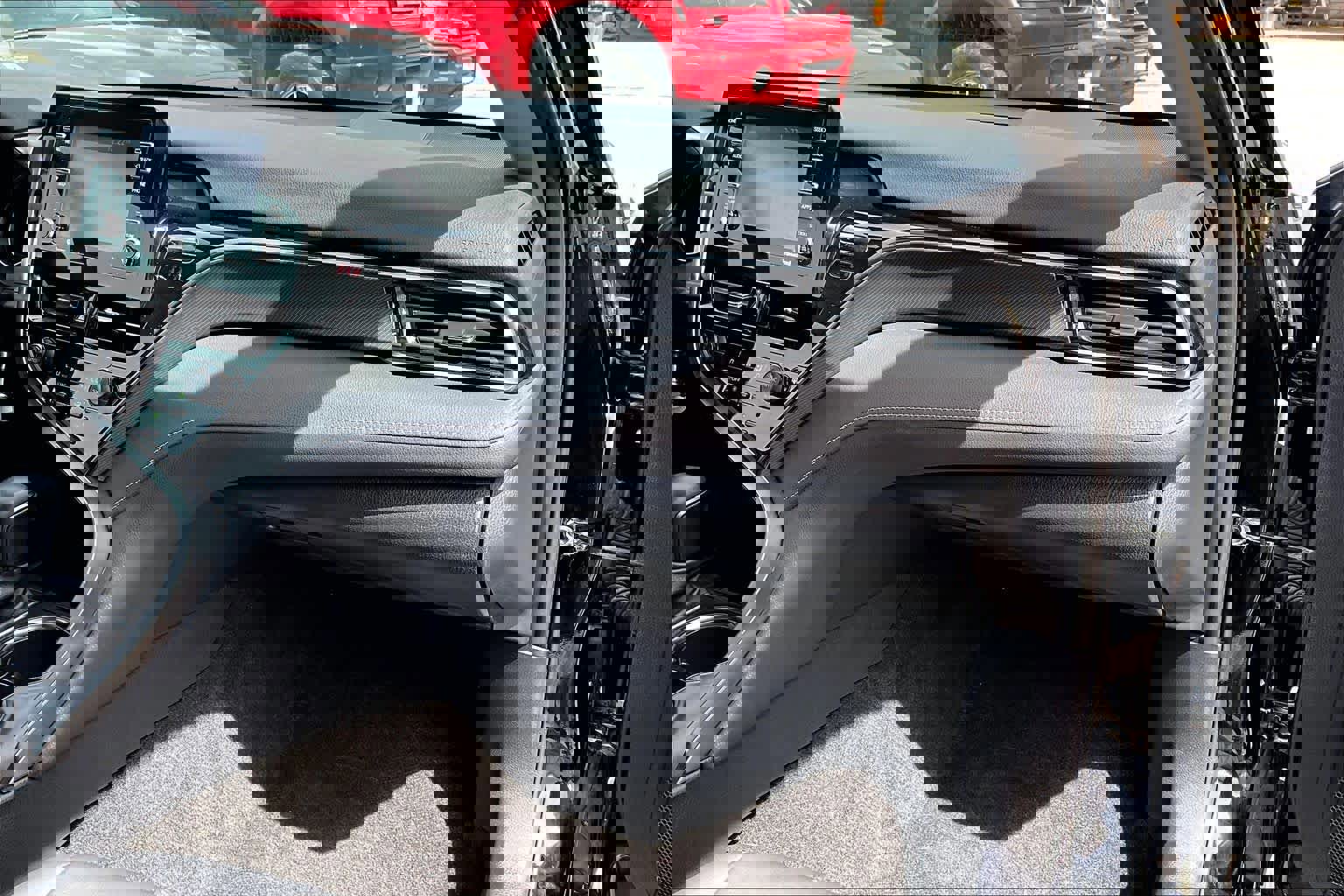 Used 2023 Toyota Camry SE image 21