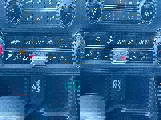 Certified 2024 Ford Bronco Badlands image 21