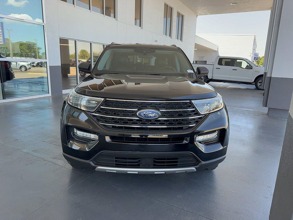 Certified 2022 Ford Explorer XLT w/ Equipment Group 202A RWD image 3