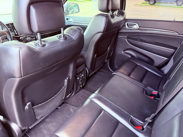 Used 2021 Jeep Grand Cherokee Limited AWD/4WD image 23