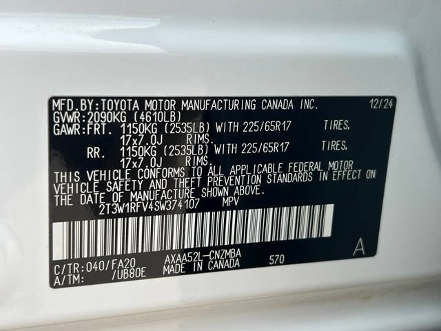 Used 2025 Toyota RAV4 XLE FWD image 36