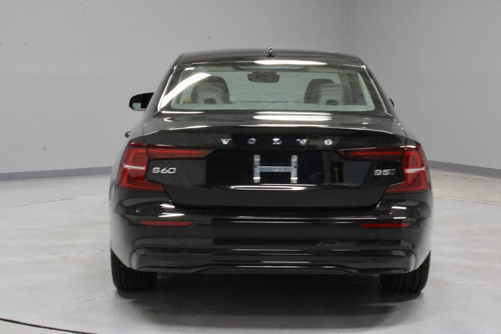 Used 2024 Volvo S60 B5 Plus w/ Climate Package AWD/4WD image 11
