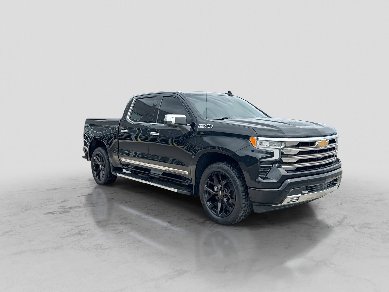 Used 2022 Chevrolet Silverado 1500 High Country w/ Technology Package AWD/4WD image 10