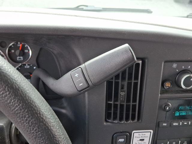 Used 2021 GMC Savana 3500 w/ Power Convenience Package RWD image 13