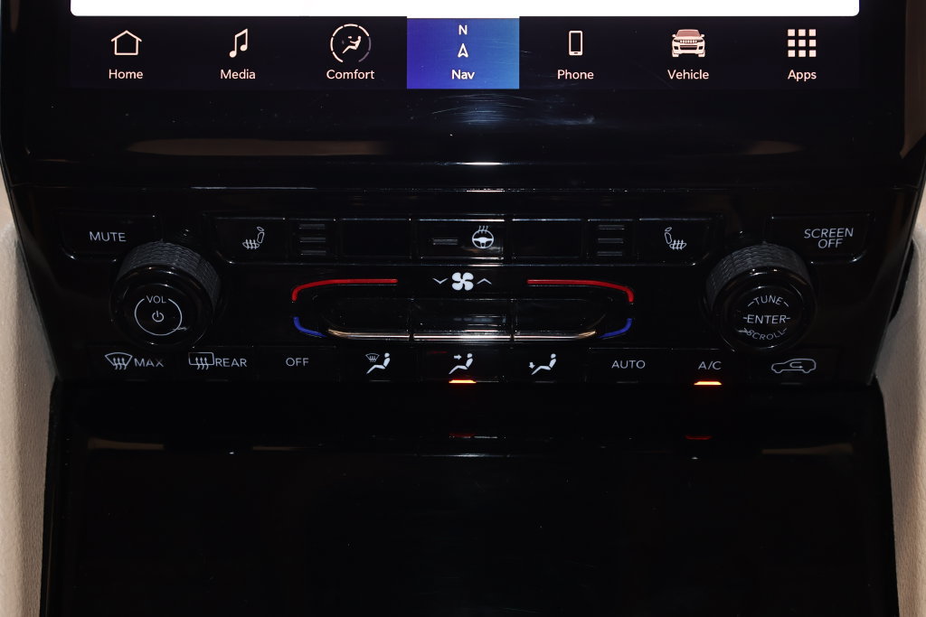 Used 2021 Jeep Grand Cherokee L Limited AWD/4WD image 34