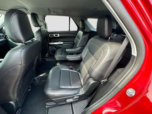 Certified 2024 Ford Explorer XLT w/ Equipment Group 202A AWD/4WD image 19