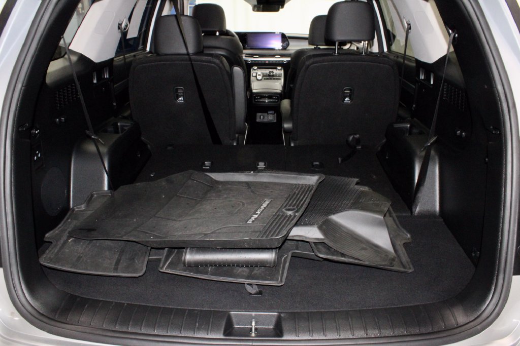 Used 2024 Hyundai Palisade SEL w/ Premium Package AWD/4WD image 14