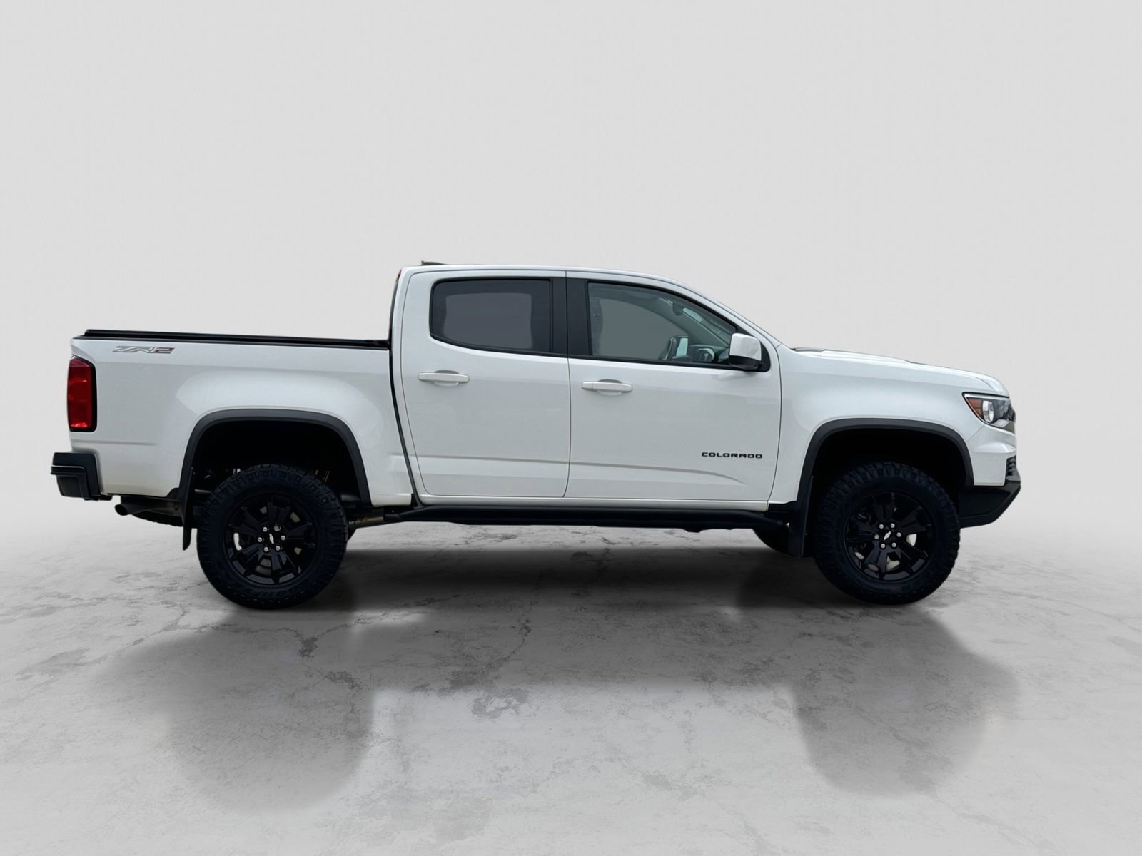 Used 2022 Chevrolet Colorado ZR2 w/ ZR2 Dusk Special Edition AWD/4WD image 9