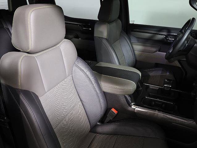 Used 2024 Chevrolet Silverado 1500 ZR2 w/ Technology Package image 9