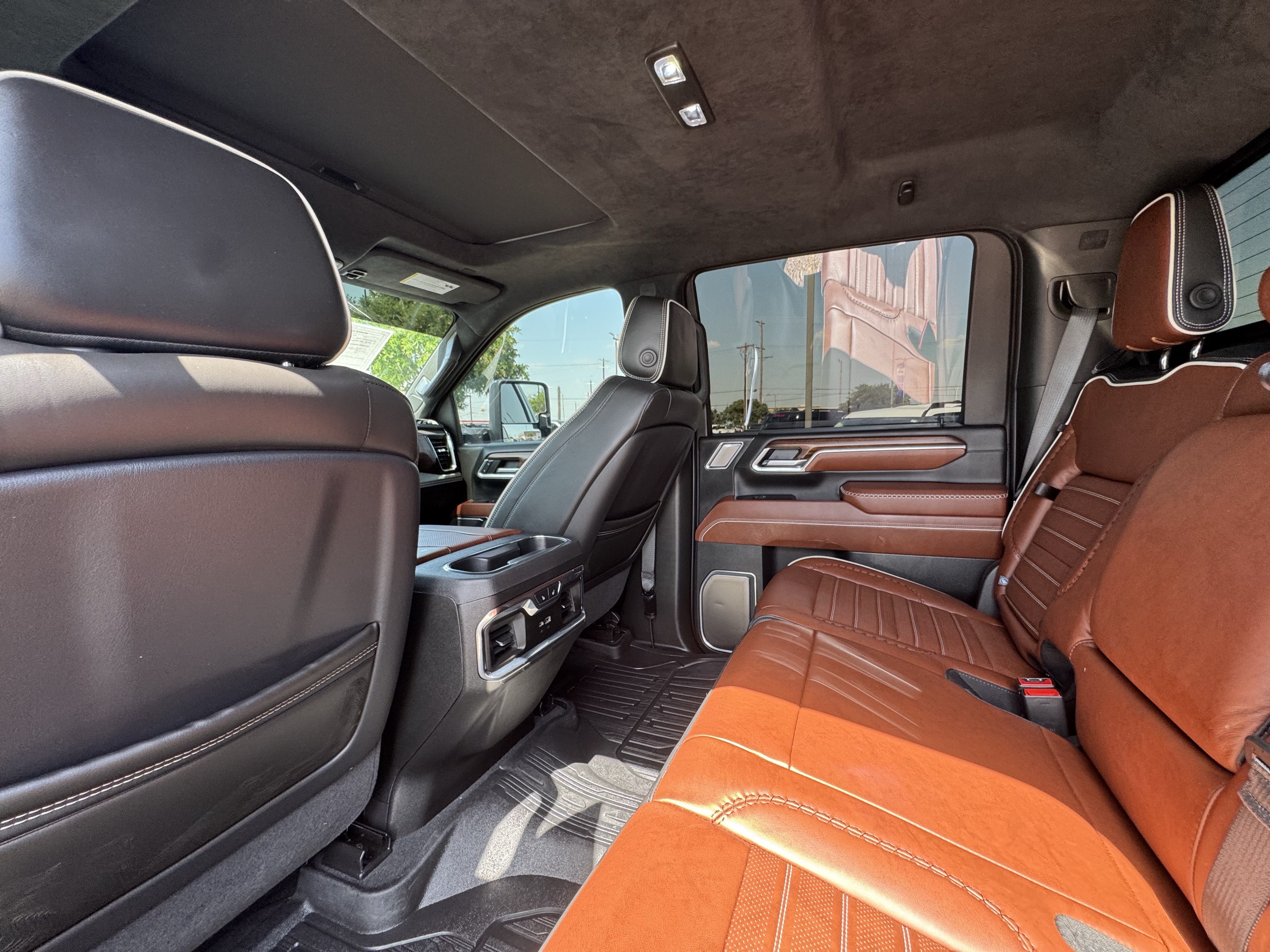 Used 2025 GMC Sierra 2500 Denali Ultimate AWD/4WD image 25