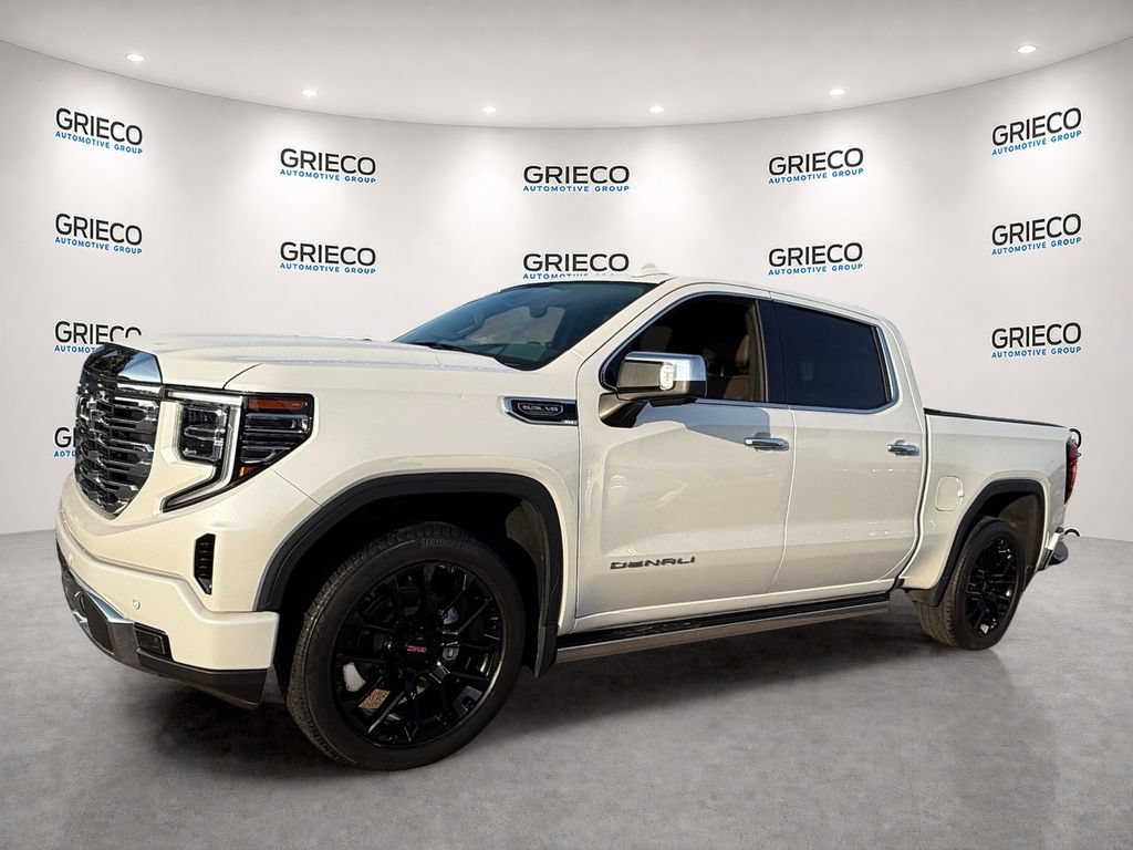 Used 2023 GMC Sierra 1500 Denali w/ Denali Reserve Package AWD/4WD image 3