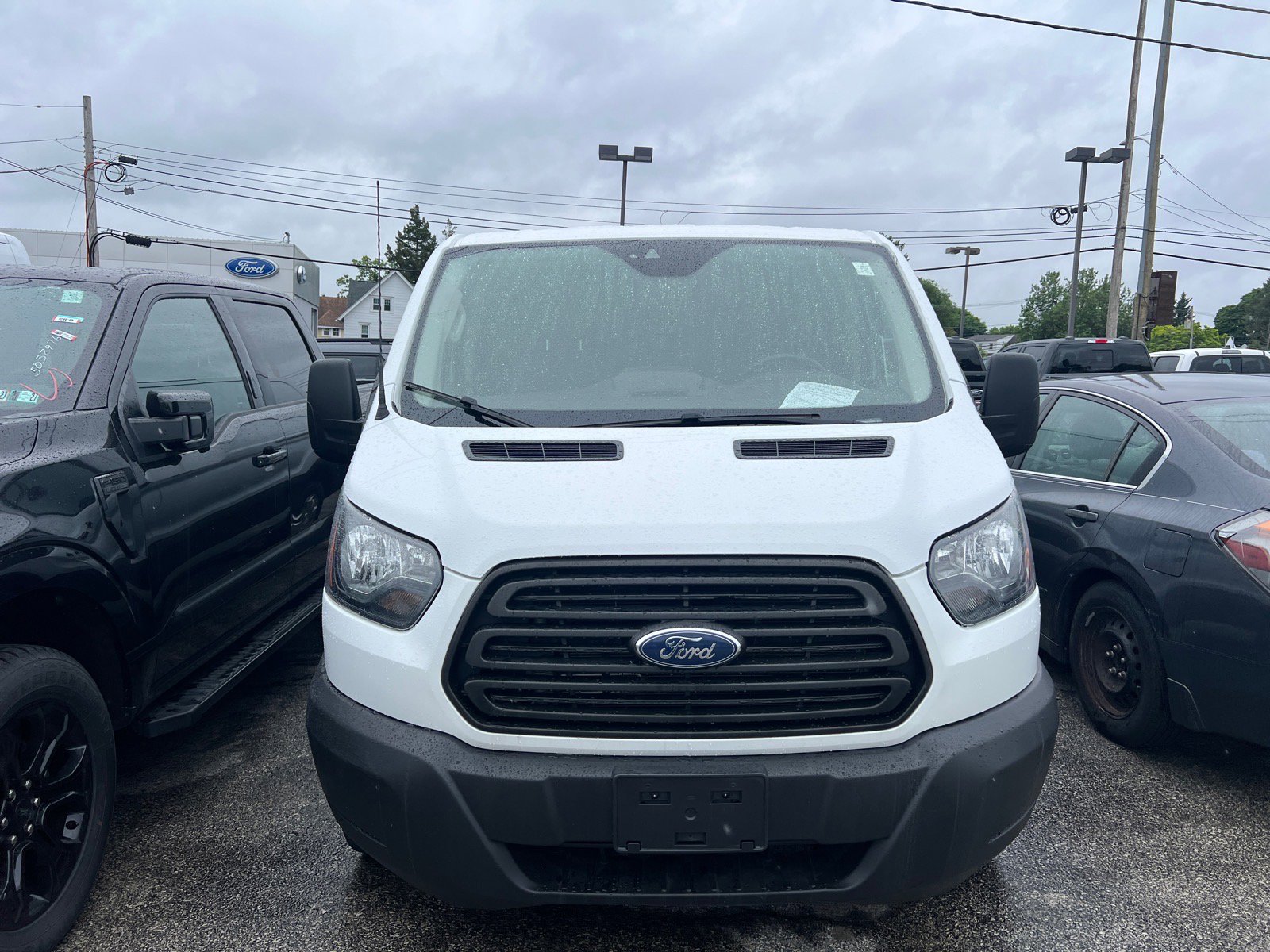 Certified 2019 Ford Transit 350 148 Low Roof RWD image 2