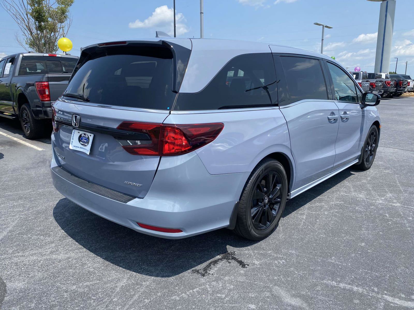 Used 2023 Honda Odyssey Sport image 7
