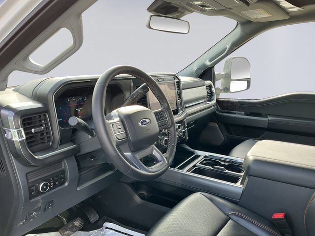 Certified 2025 Ford F350 Lariat w/ FX4 Off-Road Package image 9