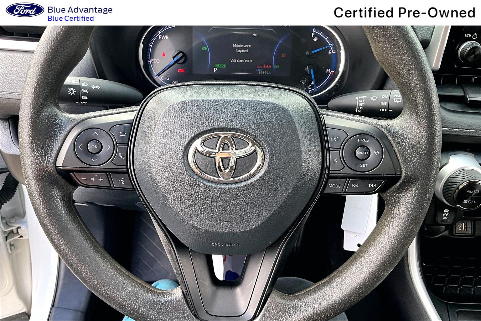 Used 2024 Toyota RAV4 LE AWD/4WD image 35