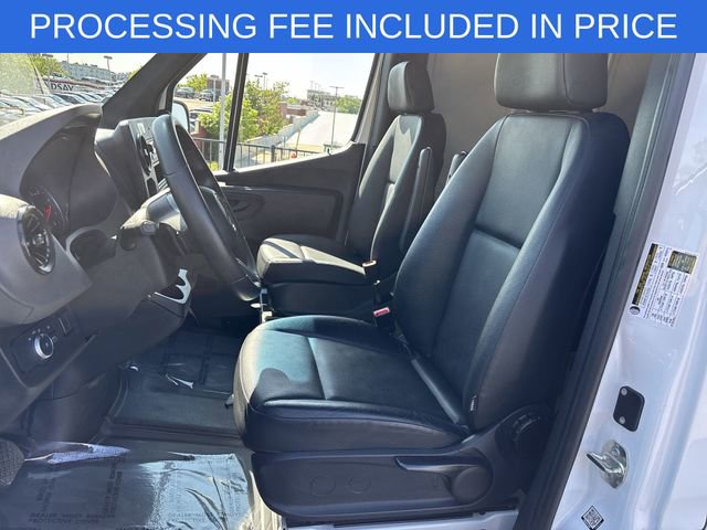 Used 2025 Mercedes-Benz Sprinter 2500 image 3