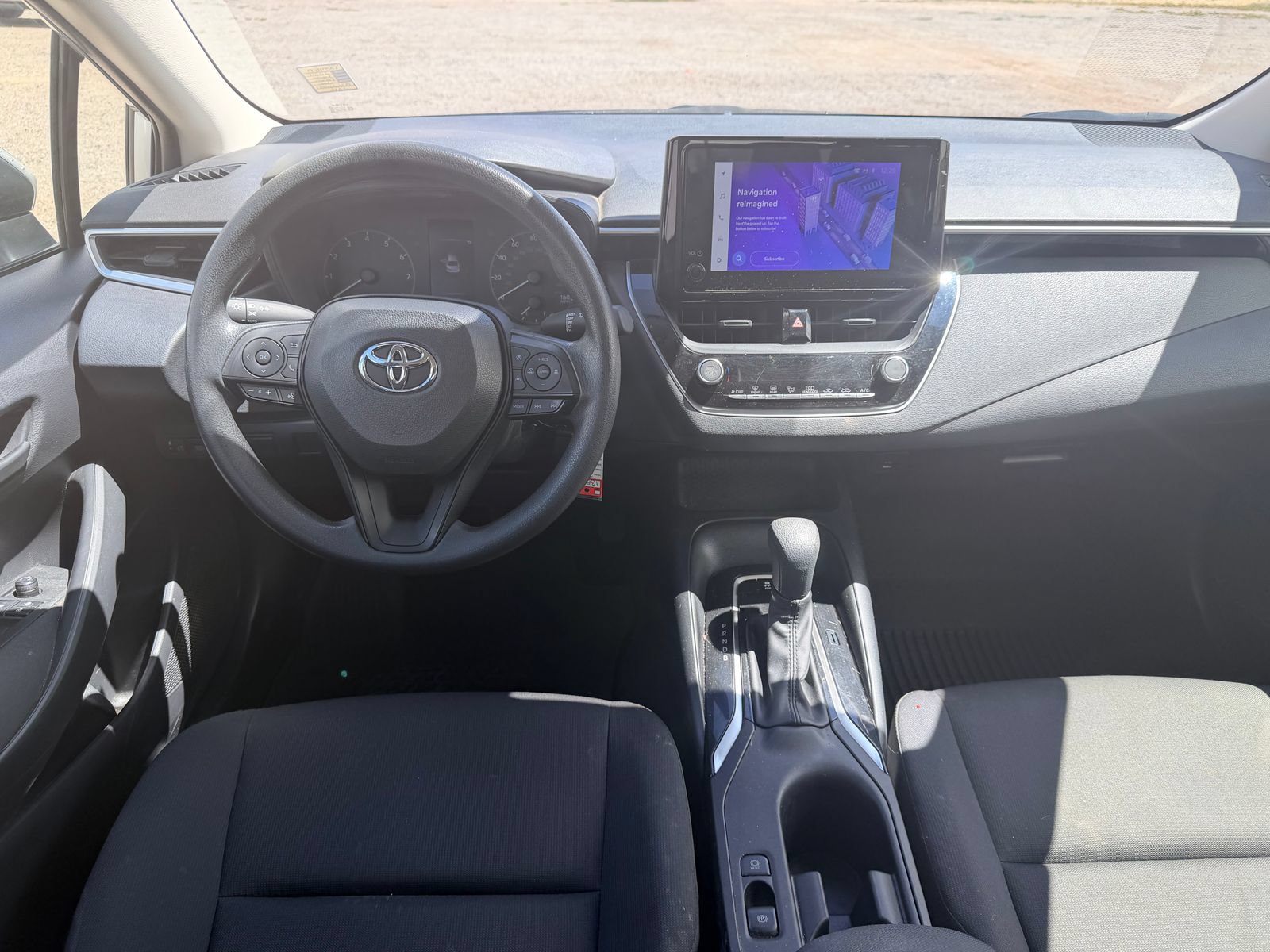 Used 2024 Toyota Corolla LE FWD image 17