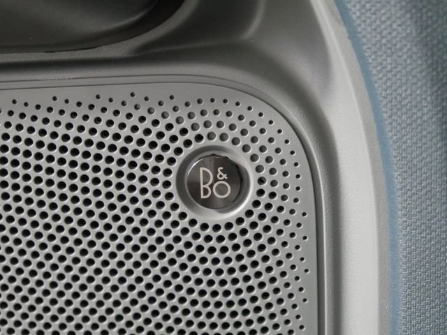 Certified 2024 Ford Maverick Lariat w/ Black Appearance Package image 17