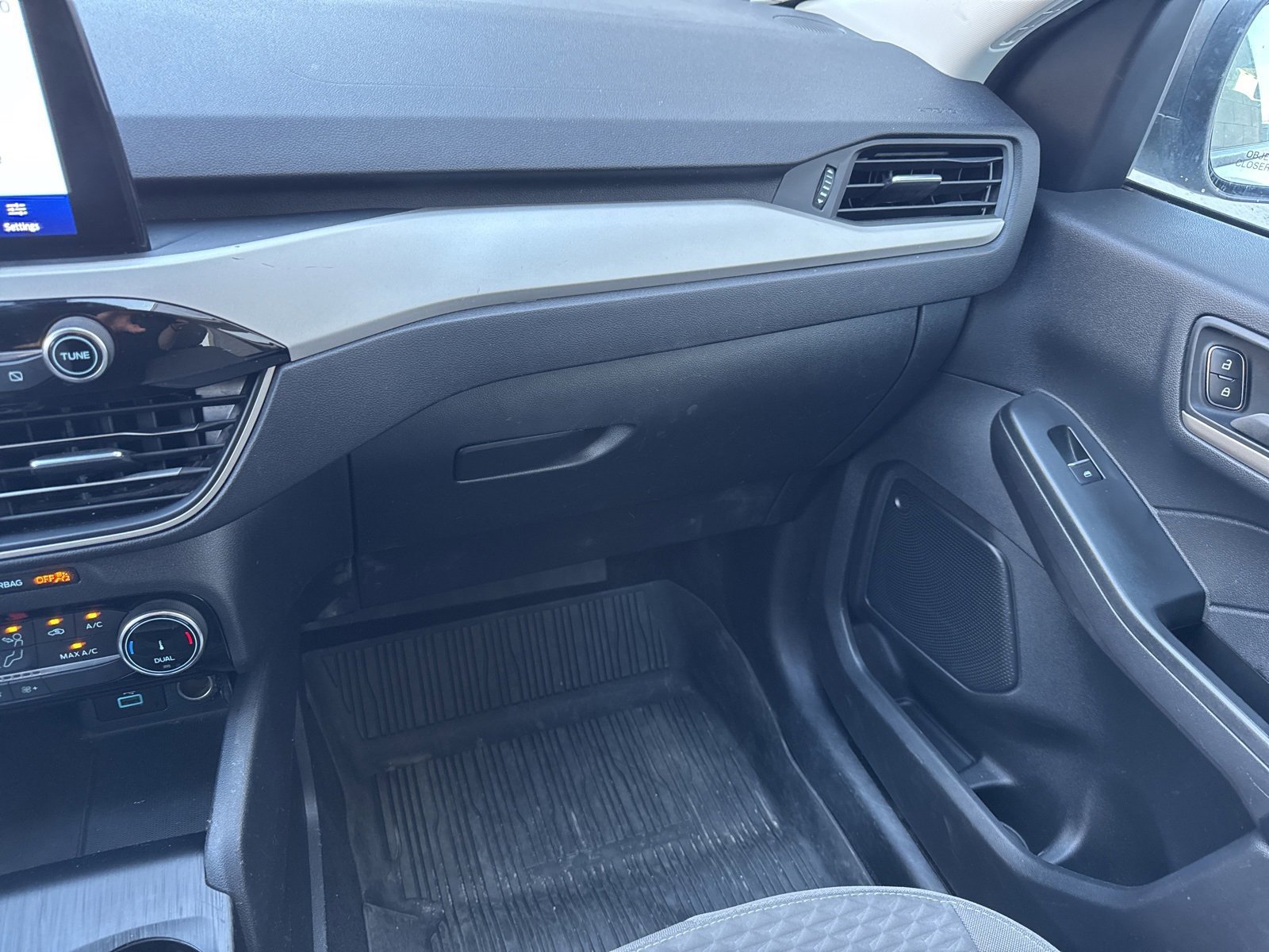 Certified 2022 Ford Escape SE image 29