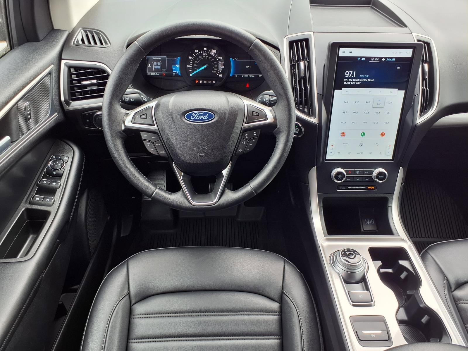 Certified 2024 Ford Edge SEL w/ Convenience Package AWD/4WD image 6