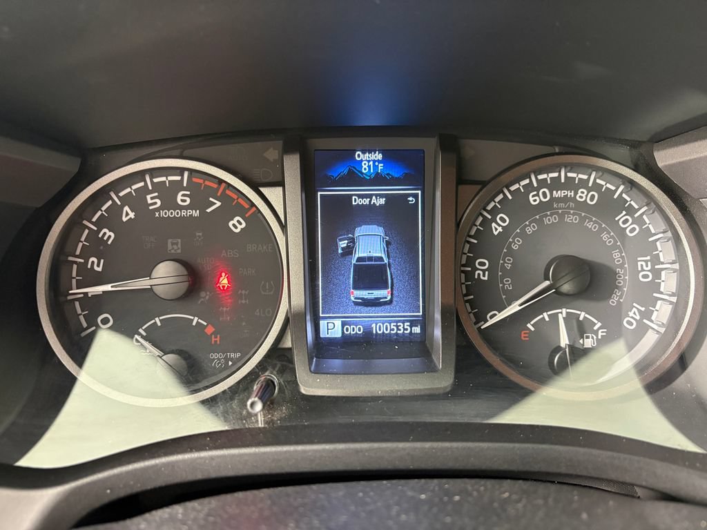 Used 2021 Toyota Tacoma TRD Sport w/ Technology Package AWD/4WD image 17