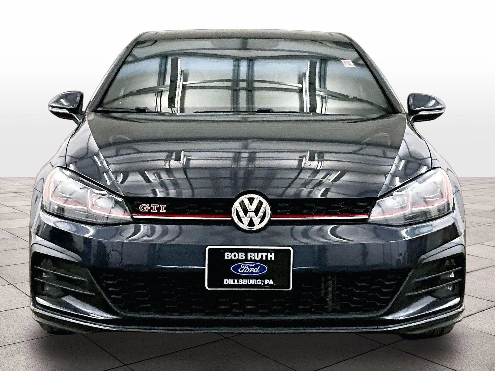 Used 2019 Volkswagen Golf S FWD image 3