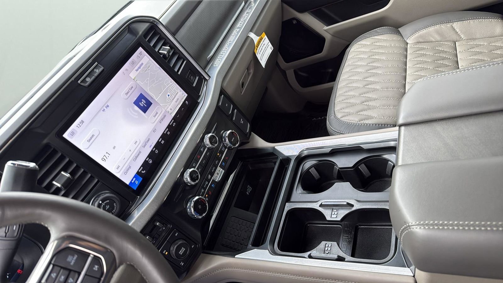 Certified 2026 Ford F350 Platinum w/ Platinum Plus Package image 21