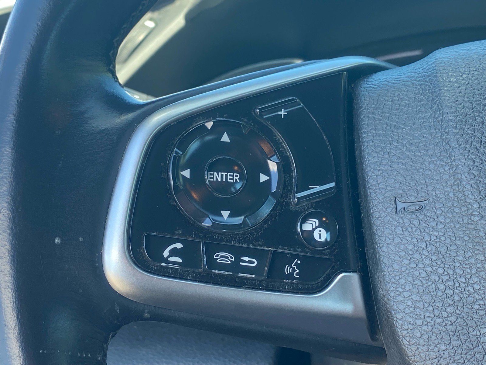 Used 2019 Honda Civic EX image 12