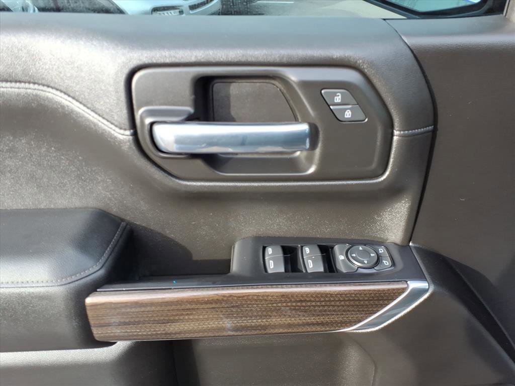 Used 2019 Chevrolet Silverado 1500 LT w/ All-Star Edition image 11