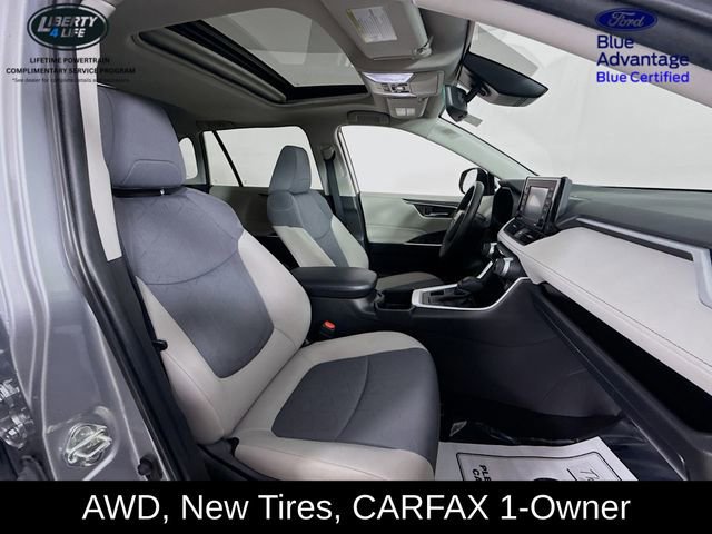 Used 2022 Toyota RAV4 XLE image 26