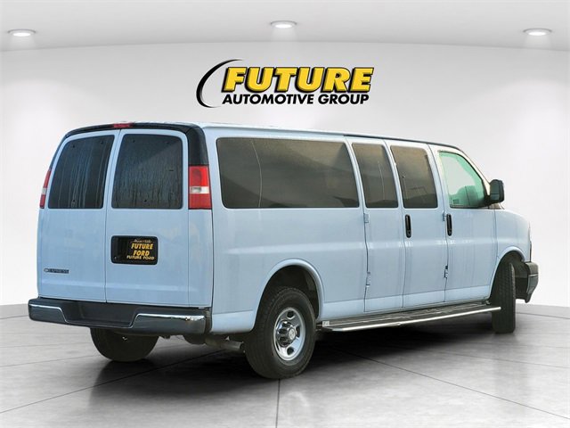 Used 2020 Chevrolet Express 3500 LT w/ LT Preferred Equipment Group image 5
