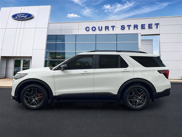Certified 2026 Ford Explorer ST-Line w/ ST-Line Street Pack AWD/4WD image 8