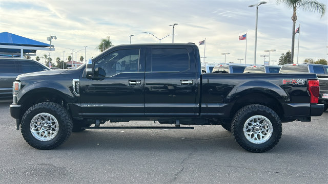 Certified 2022 Ford F250 Platinum w/ FX4 Off-Road Package AWD/4WD image 7