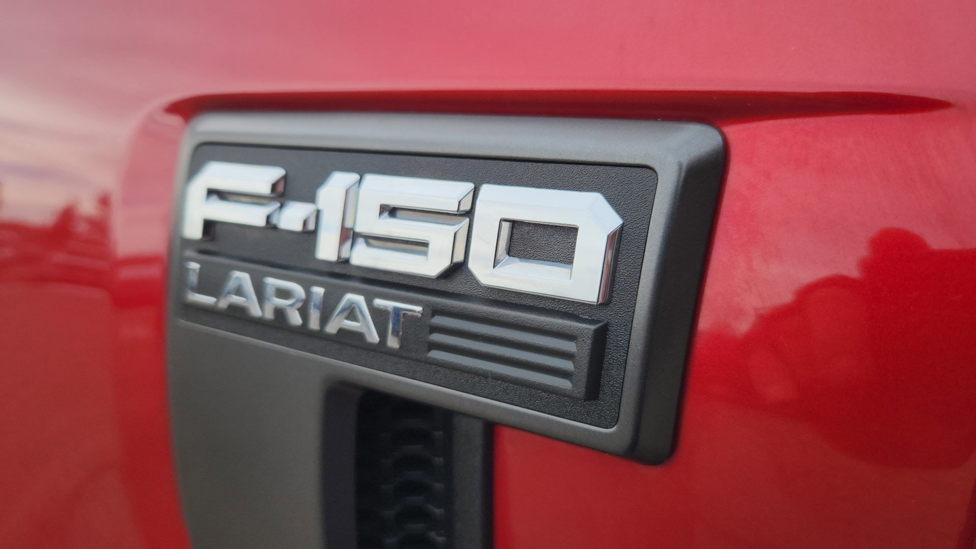 Certified 2023 Ford F150 Lariat w/ Equipment Group 502A High image 22