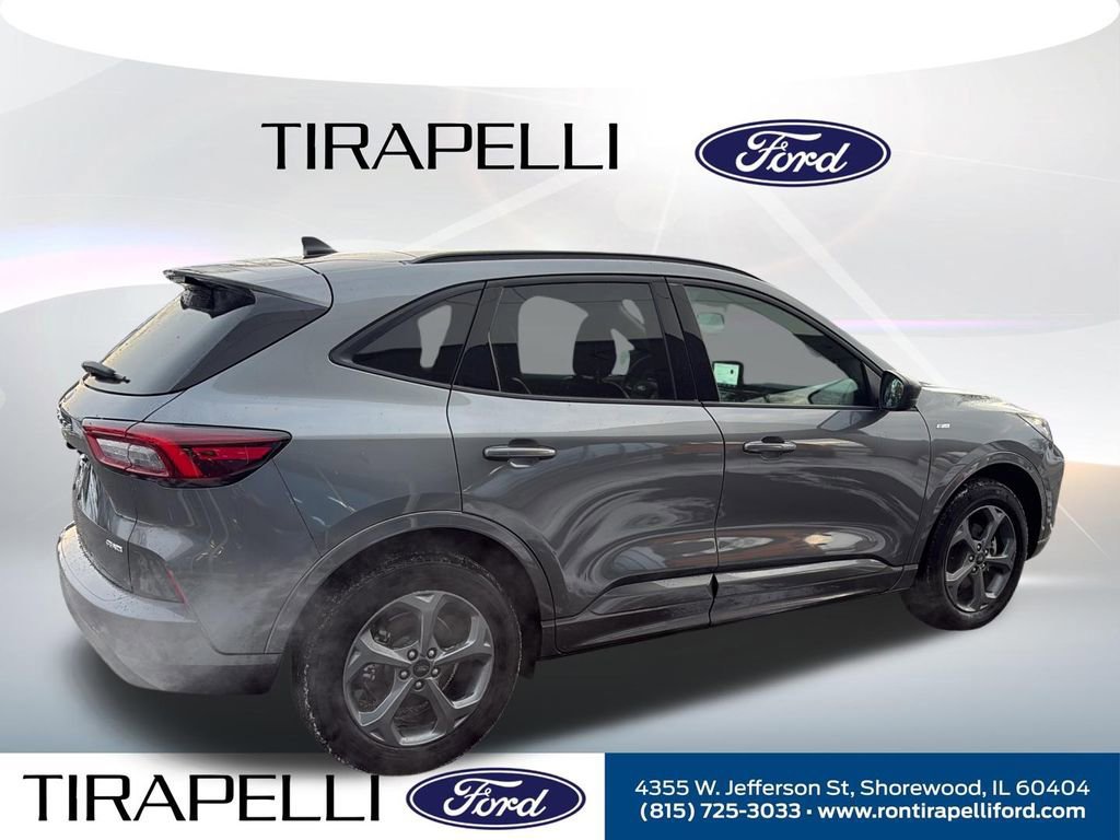 Certified 2024 Ford Escape ST-Line AWD/4WD image 3
