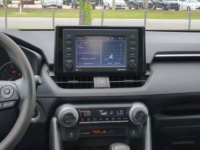 Used 2021 Toyota RAV4 XLE FWD image 18