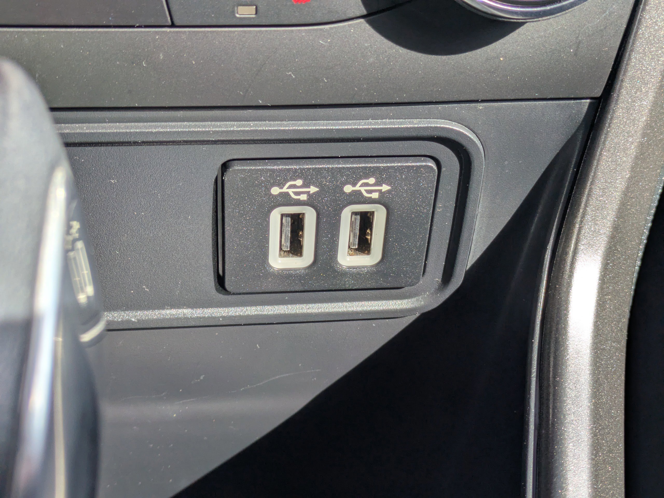 Certified 2019 Ford EcoSport SE w/ SE Convenience Package image 29