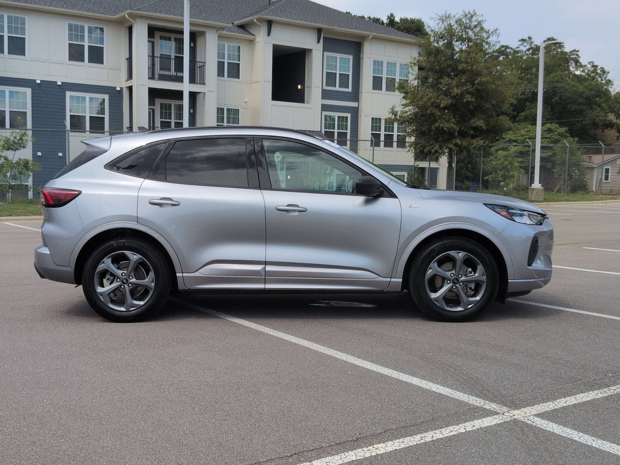 Certified 2024 Ford Escape ST-Line w/ Tech Pack #1 FWD image 3