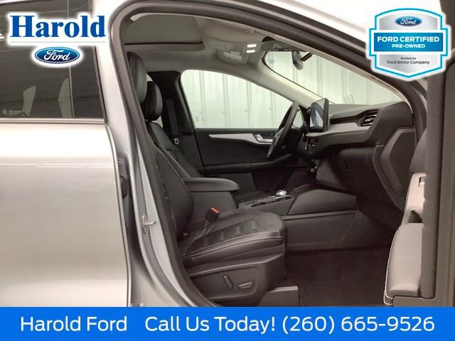 Certified 2024 Ford Escape SE w/ PHEV Premium Package FWD image 11