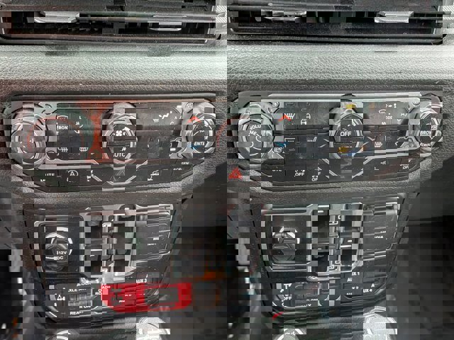 Used 2024 Jeep Gladiator Sport image 24