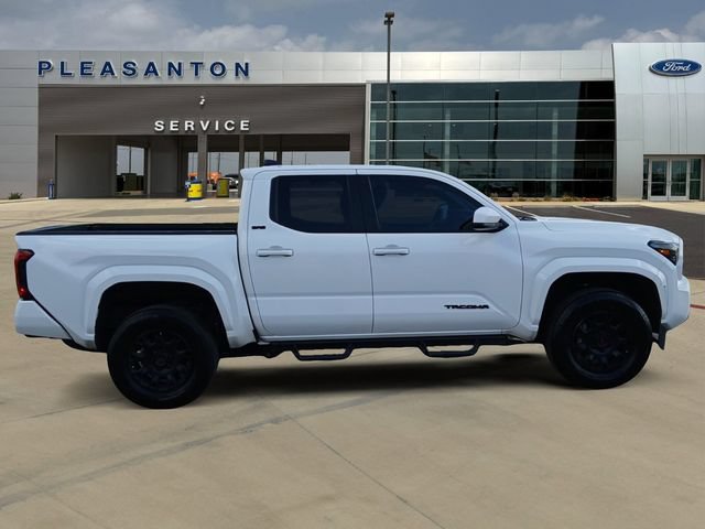Used 2025 Toyota Tacoma SR5 RWD image 6