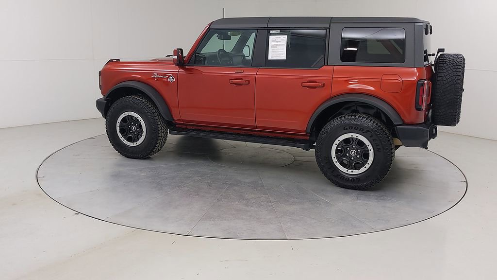 Certified 2022 Ford Bronco Outer Banks w/ Sasquatch Package AWD/4WD image 17