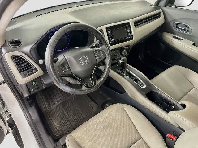 Used 2022 Honda HR-V LX image 2