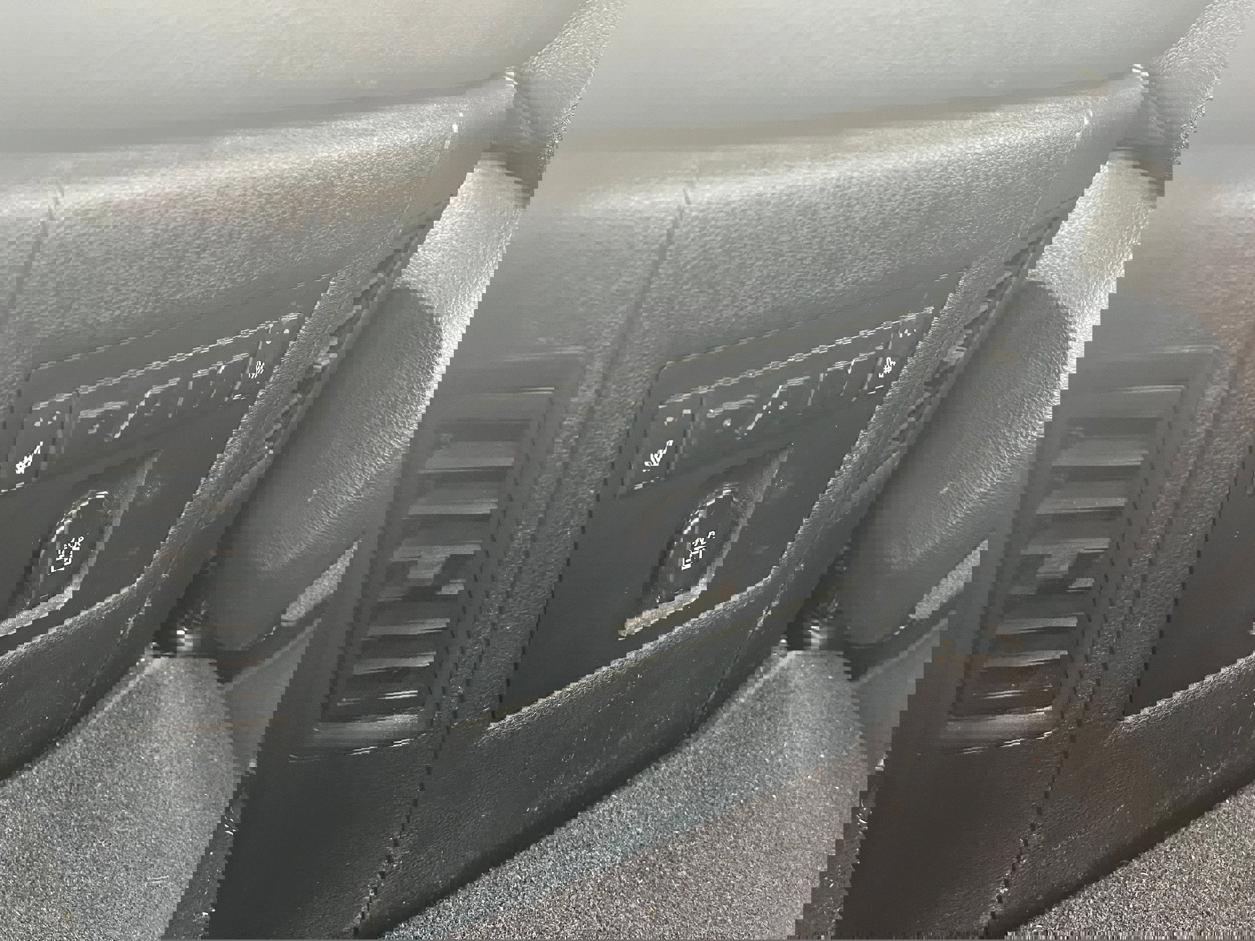 Used 2017 RAM 1500 Laramie w/ Convenience Group image 14