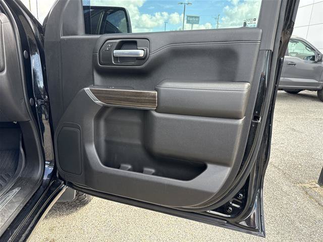 Used 2021 Chevrolet Silverado 1500 LT Trail Boss AWD/4WD image 21